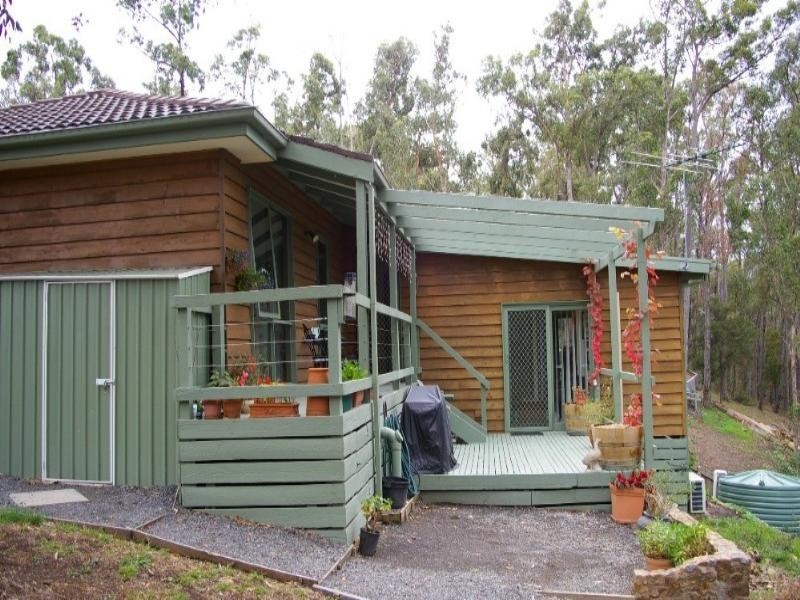 10 Beverley Drive, Healesville VIC 3777