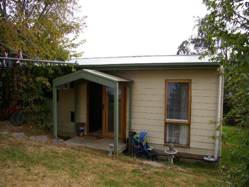 17A Mcgregor Avenue, Healesville VIC 3777