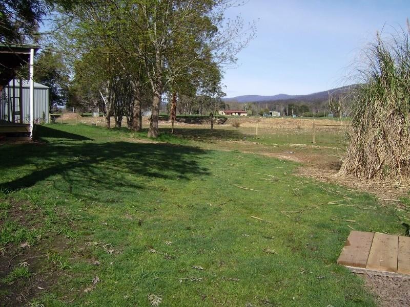 Buxton VIC 3711
