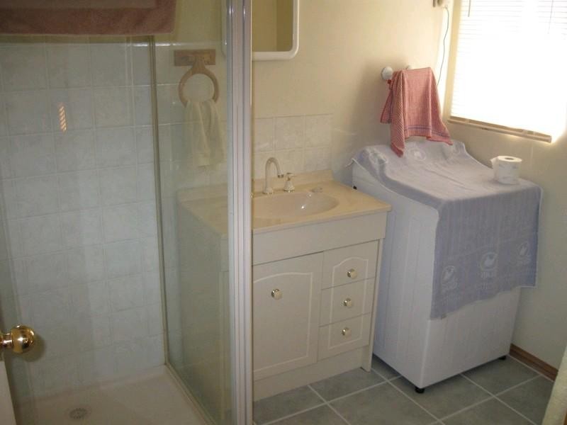 8 Hill Court, Eildon VIC 3713