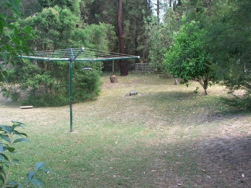 13 Lalors Road, Healesville VIC 3777