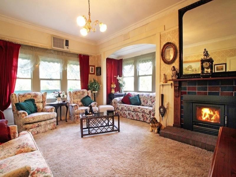 4 Healesville-Yarra Glen Road, Healesville VIC 3777