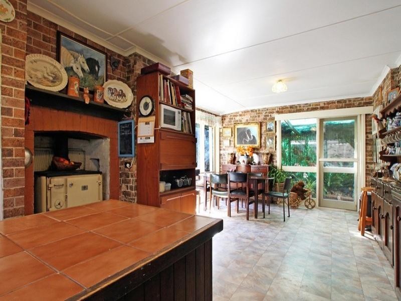 4 Healesville-Yarra Glen Road, Healesville VIC 3777