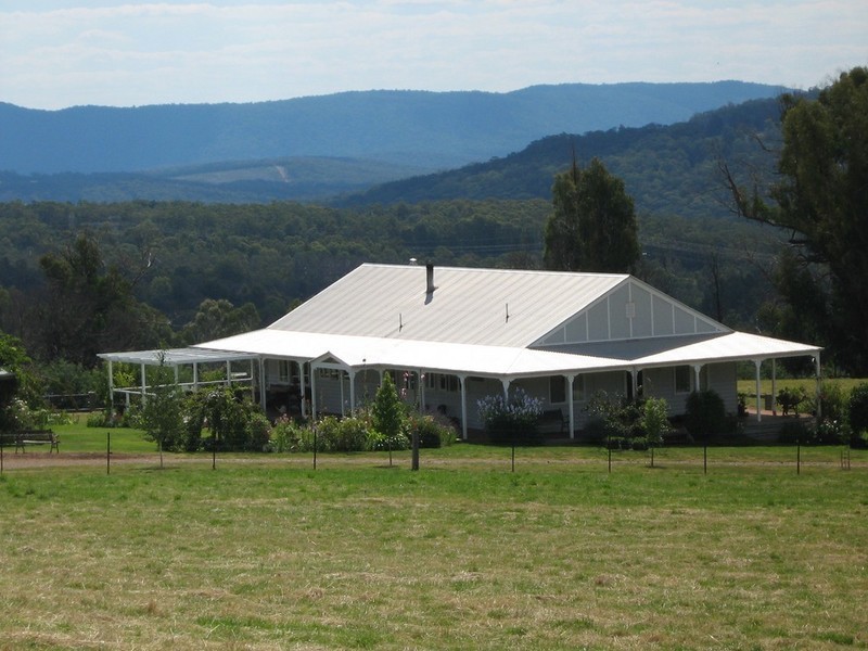 Mansfield VIC 3722