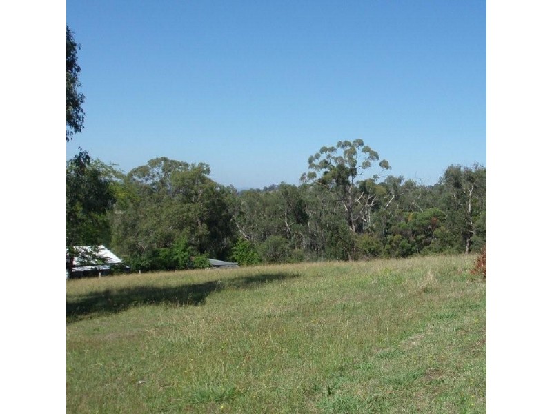 14 Eleva Road, Healesville VIC 3777