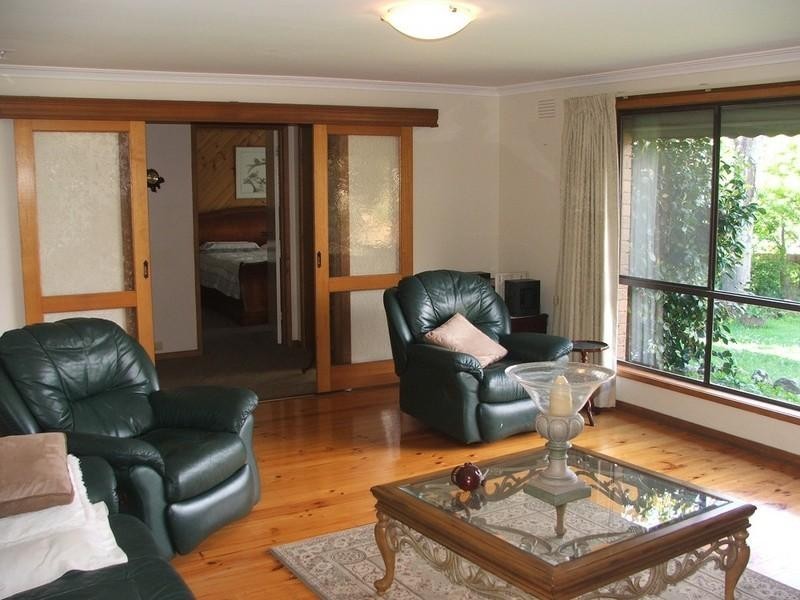 15 Christie Parade, Healesville VIC 3777