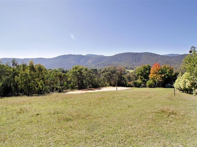 19 Heath Road, Healesville VIC 3777