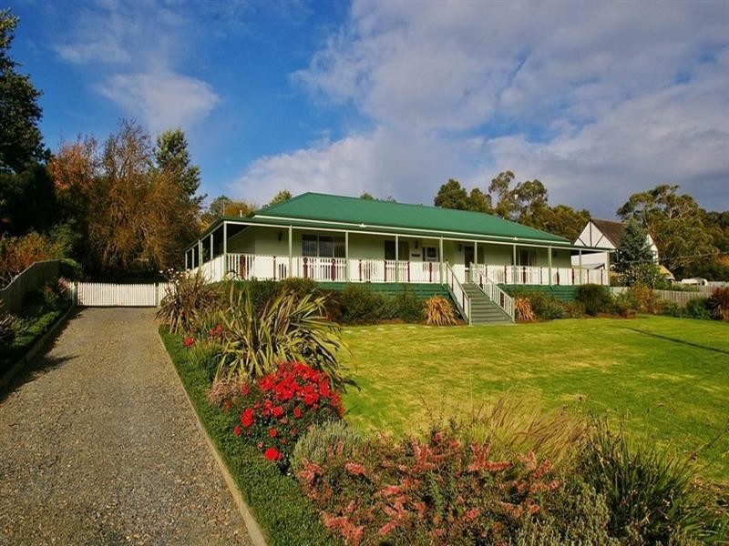62-64 Thomas Road, Healesville VIC 3777