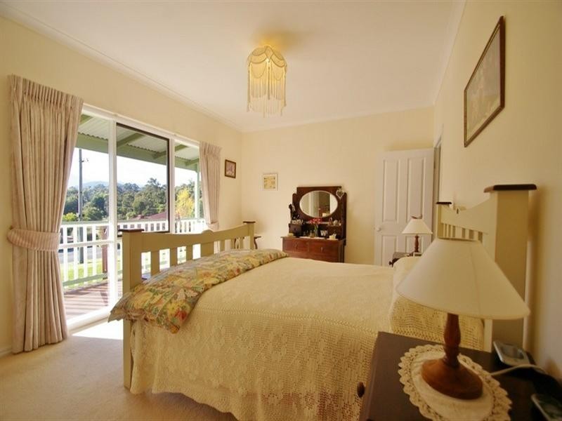 62-64 Thomas Road, Healesville VIC 3777