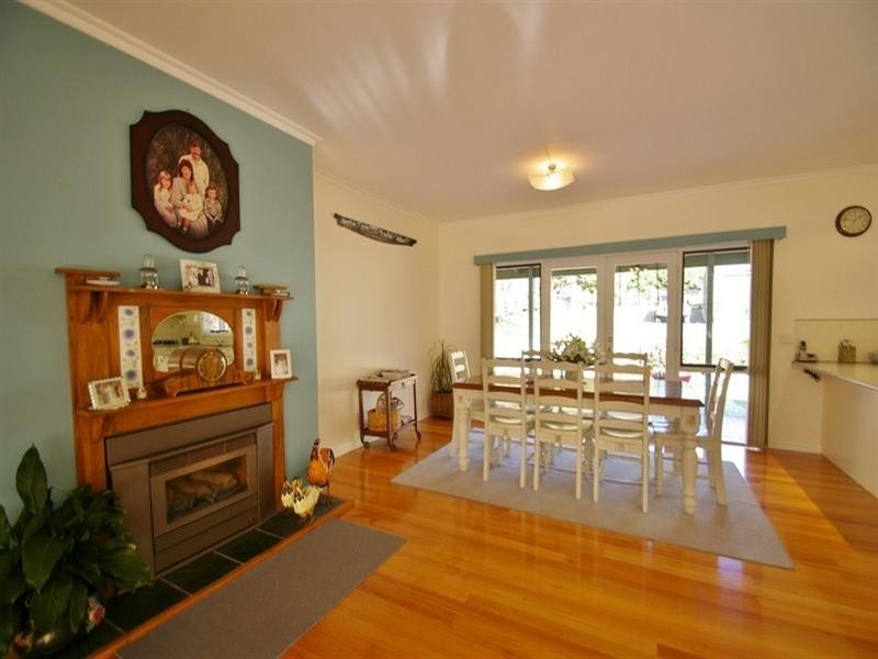 62-64 Thomas Road, Healesville VIC 3777