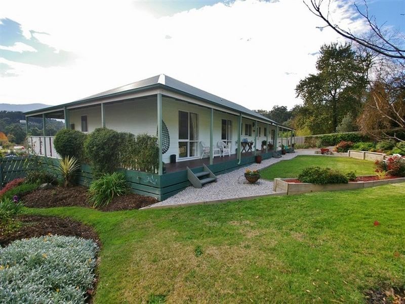 62-64 Thomas Road, Healesville VIC 3777