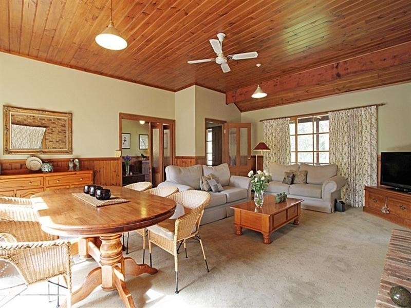 56 Baden Powell Drive, Healesville VIC 3777