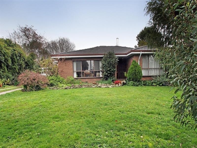 15 Christie Parade, Healesville VIC 3777