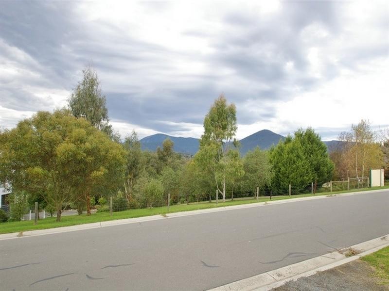 15 Christie Parade, Healesville VIC 3777