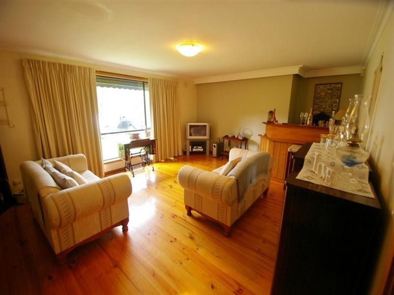 15 Christie Parade, Healesville VIC 3777