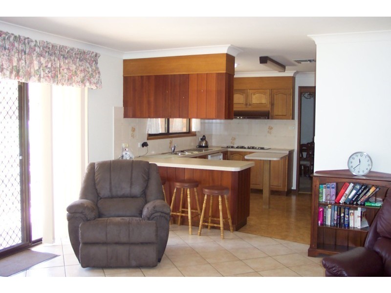 6 Phillips Street, Cowra NSW 2794