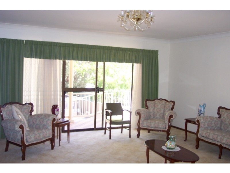 6 Phillips Street, Cowra NSW 2794