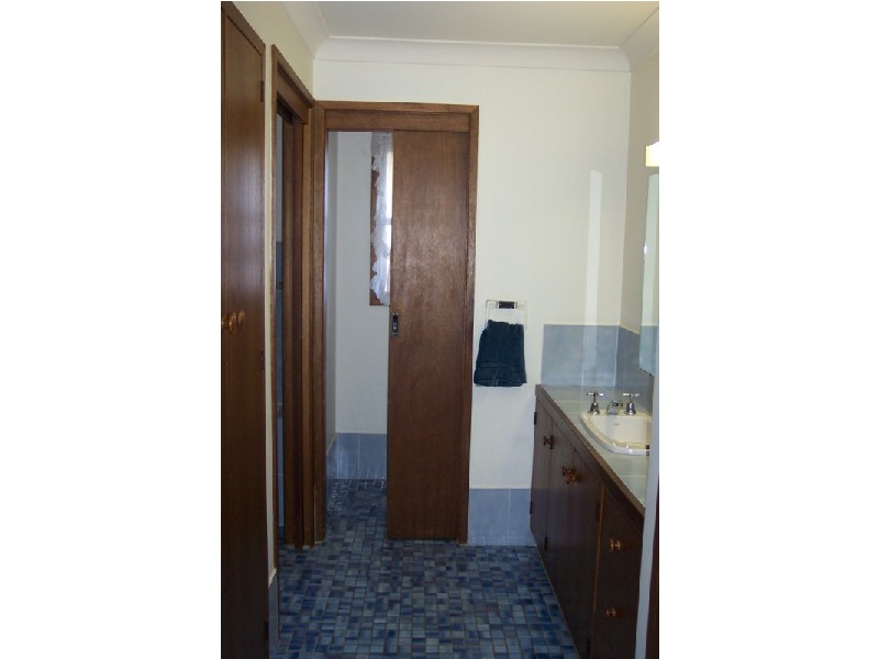 6 Phillips Street, Cowra NSW 2794