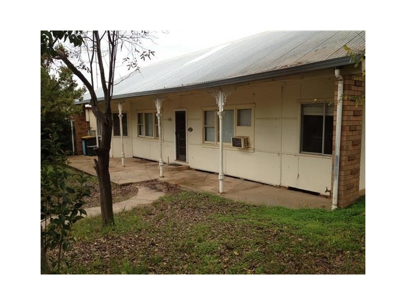 55 Brougham Street, Cowra NSW 2794