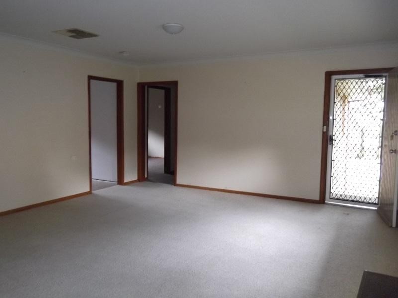 87 Macquarie Street, Cowra NSW 2794