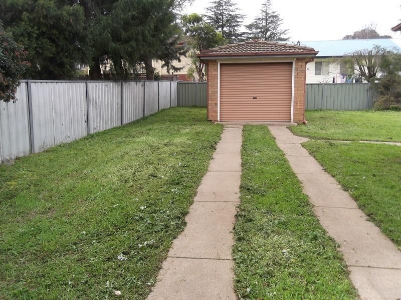 87 Macquarie Street, Cowra NSW 2794