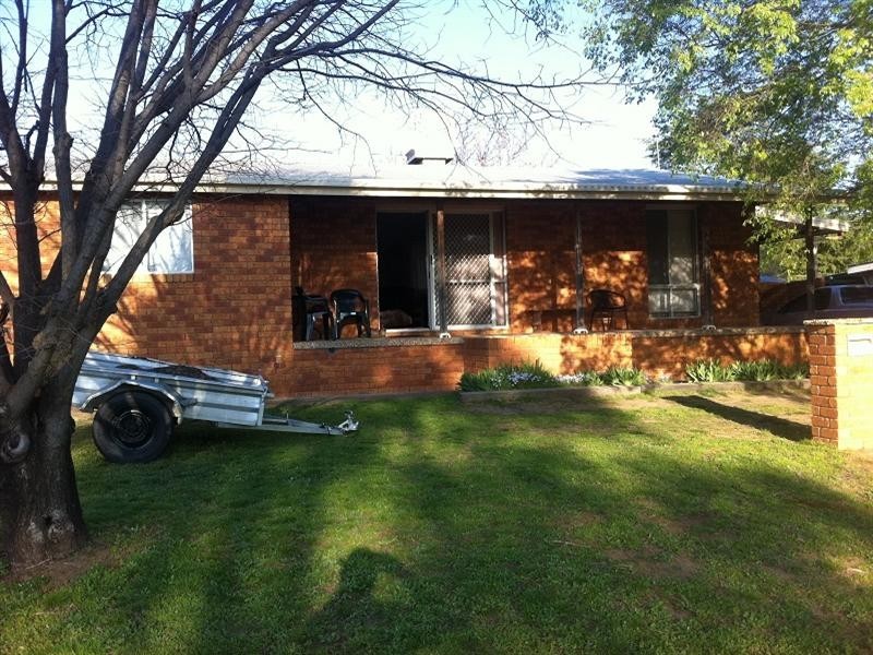 25 Cooyal Street, Cowra NSW 2794