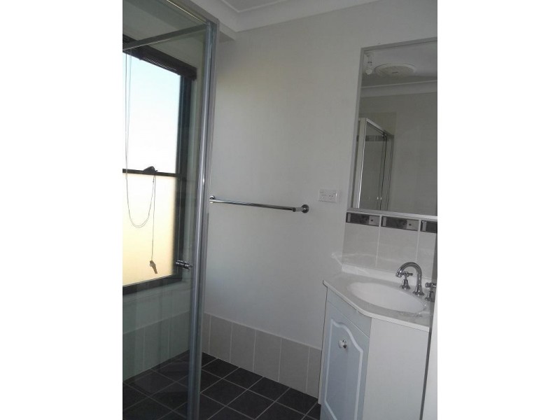 121A Moss Road, Cowra NSW 2794