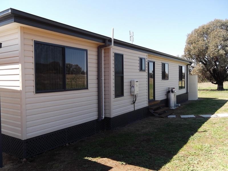 121A Moss Road, Cowra NSW 2794