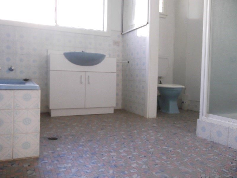 4 Eulo Street, Cowra NSW 2794