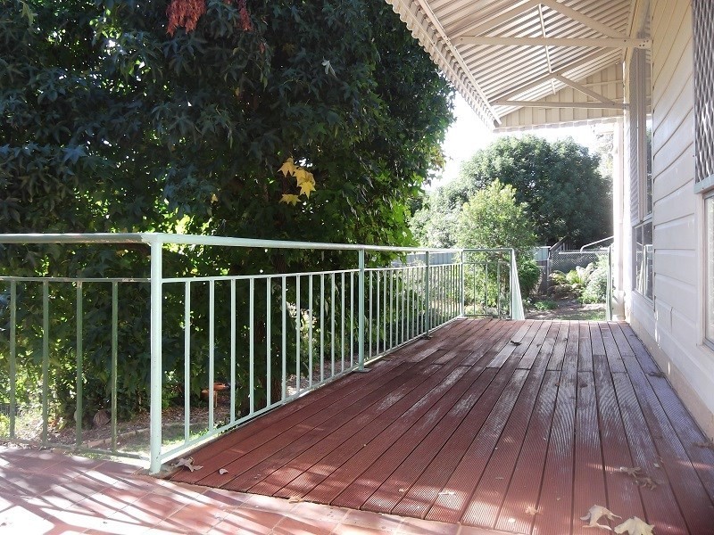 4 Eulo Street, Cowra NSW 2794