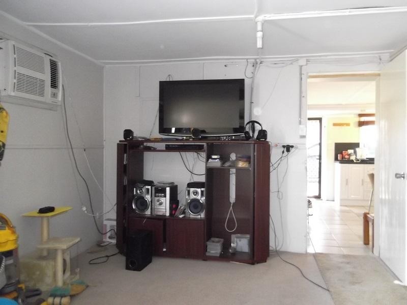 11 Victor Street, Cowra NSW 2794