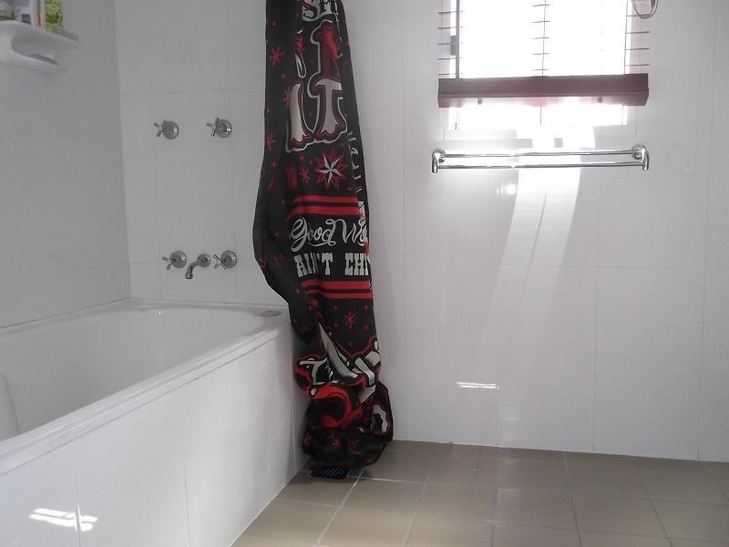 11 Victor Street, Cowra NSW 2794