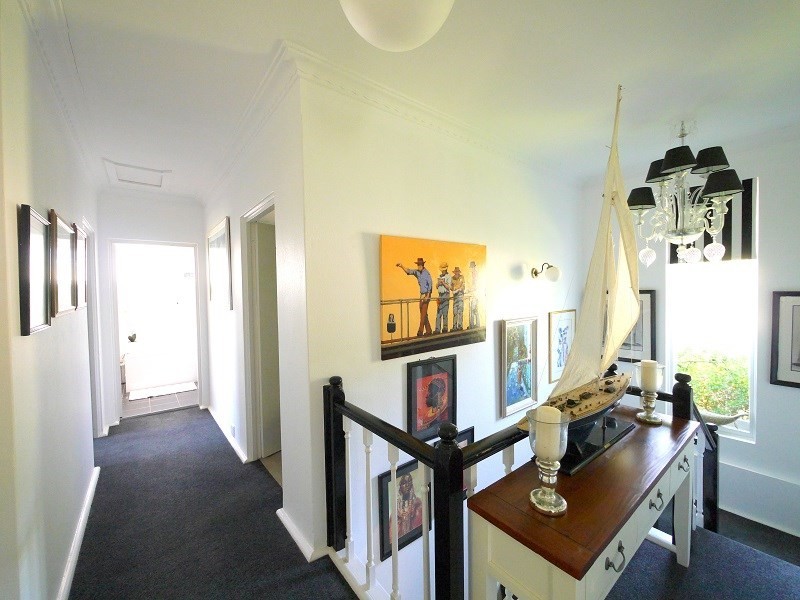 7 Carleton Street, Cowra NSW 2794