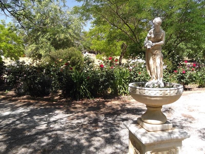 76-80 Young Road, Cowra NSW 2794