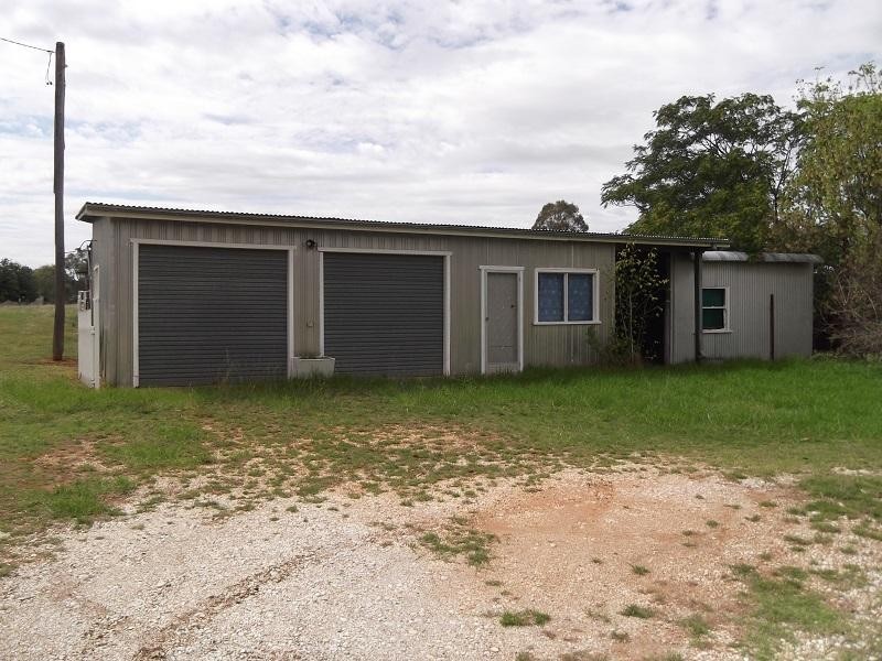 67 Airport Road, Cowra NSW 2794