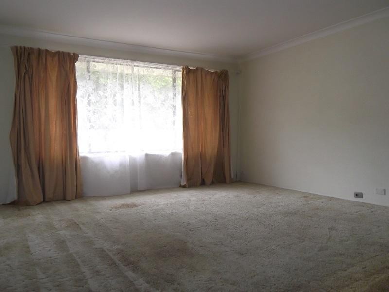 16 Elizabeth Avenue, Cowra NSW 2794