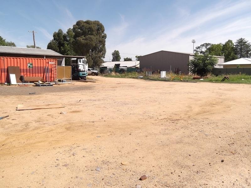 38 Young Road, Cowra NSW 2794