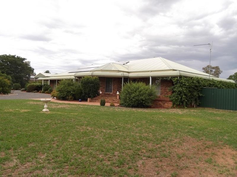 91 Waratah Street, Cowra NSW 2794