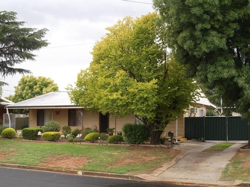 23 Cooyal Street, Cowra NSW 2794