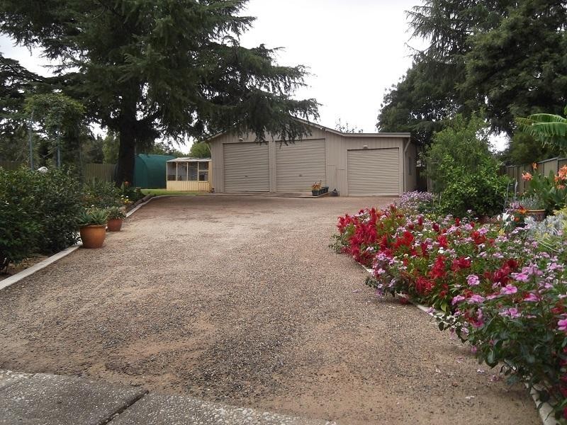23 Cooyal Street, Cowra NSW 2794