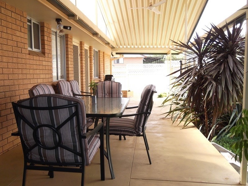 18 Yaldara Crescent, Cowra NSW 2794