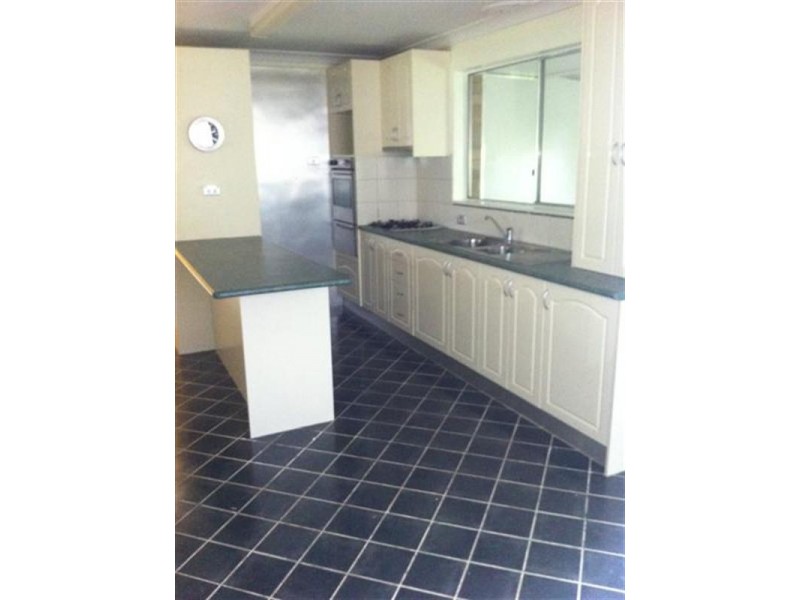 5 Karinya Street, Cowra NSW 2794