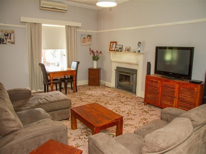 152 Gaskill Street, Canowindra NSW 2804