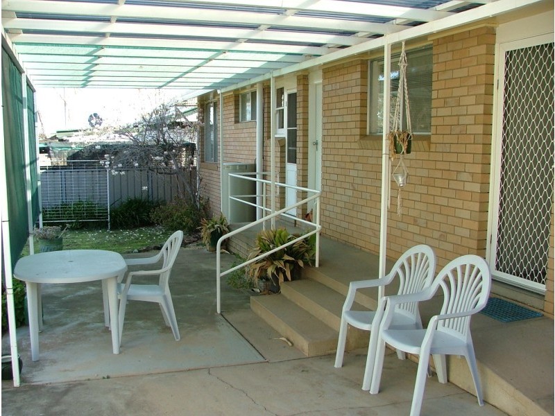 123 Redfern Street, Cowra NSW 2794