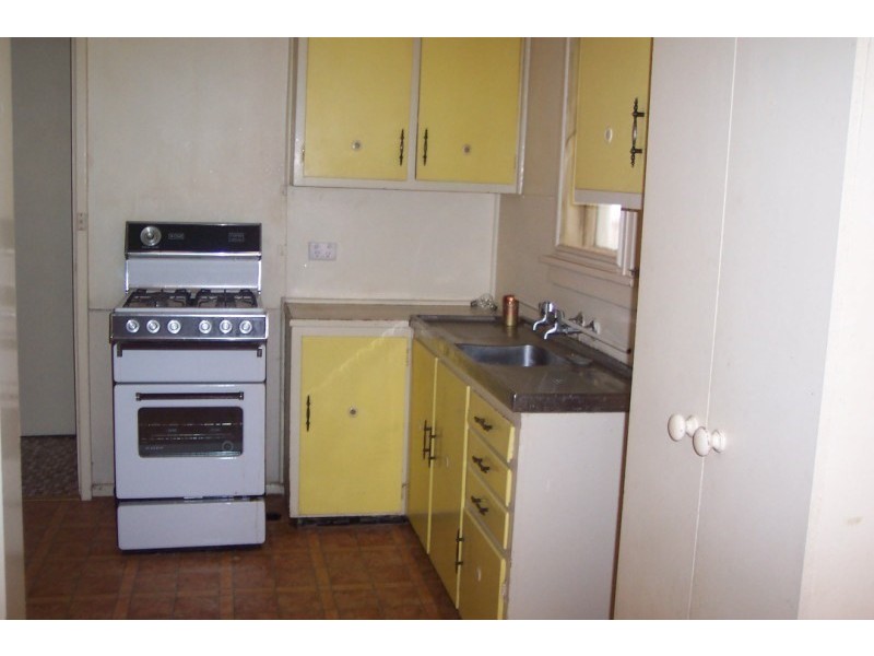 38 Watt Street, Cowra NSW 2794