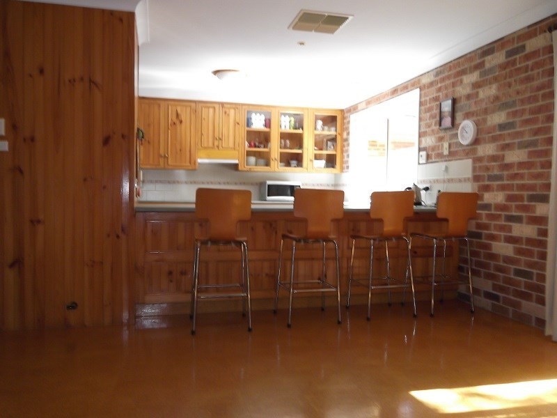 36 Nambucca Circuit, Cowra NSW 2794