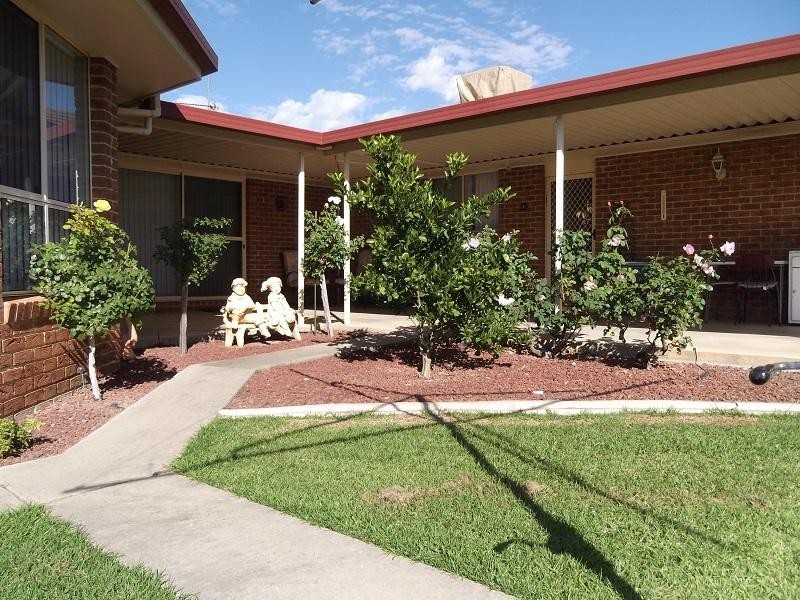 67 Lyall Street, Cowra NSW 2794