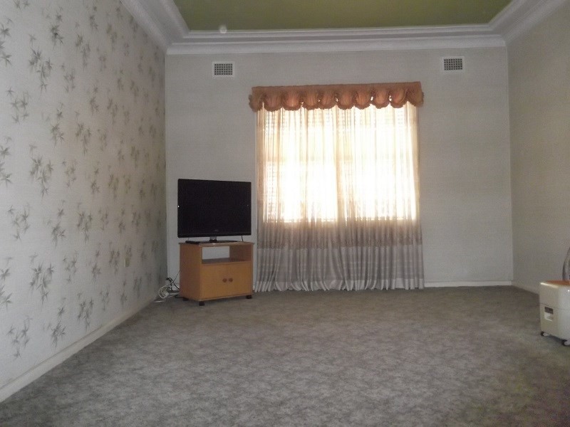 51 Redfern Street, Cowra NSW 2794