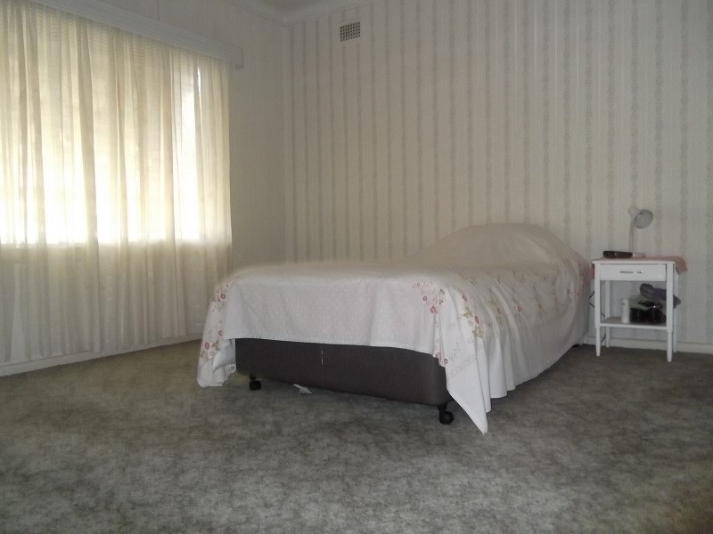 51 Redfern Street, Cowra NSW 2794