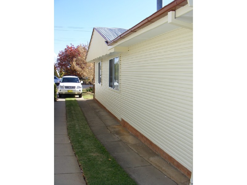 105 Lachlan Street, Cowra NSW 2794